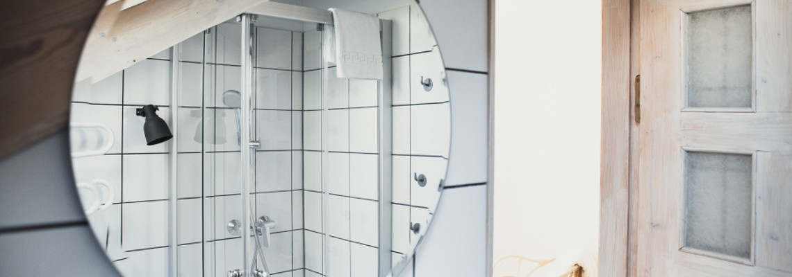 LAŠO KAMBARYS – dvivietis numeris su prancūzišku balkonu palėpėje