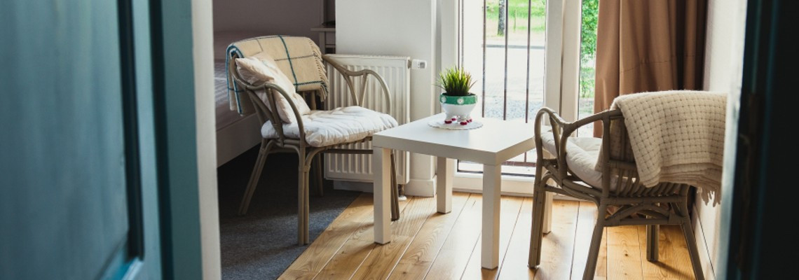 LAŠO KAMBARYS – dvivietis numeris su prancūzišku balkonu palėpėje