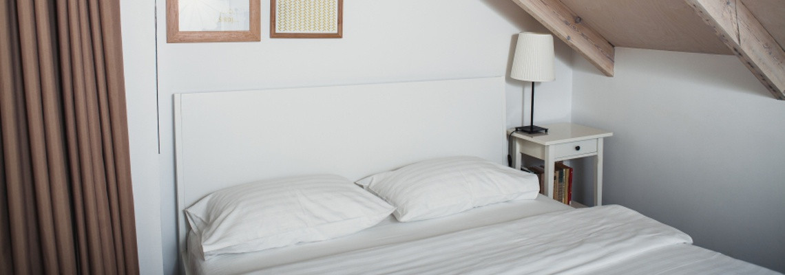 KASOS KAMBARYS – dvivietis numeris su dušu palėpėje